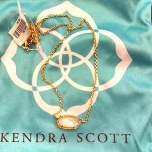 NWT Kendra Scott Elisa necklace. Iridescent drusy or mother of pearl (I think)